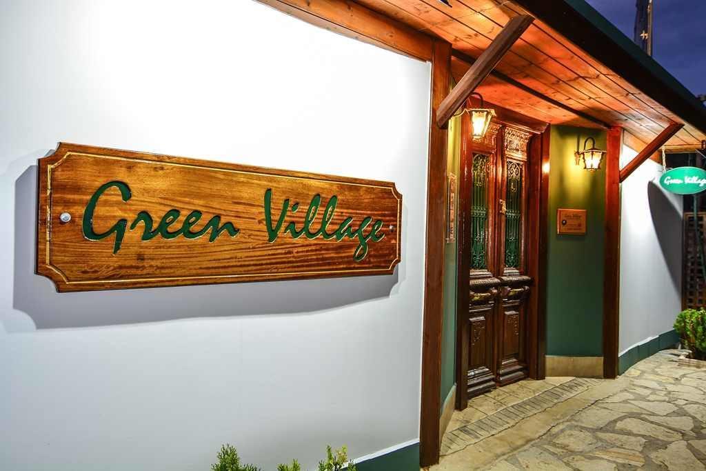 Green Village ซิโลกาสโตร ภายนอก รูปภาพ